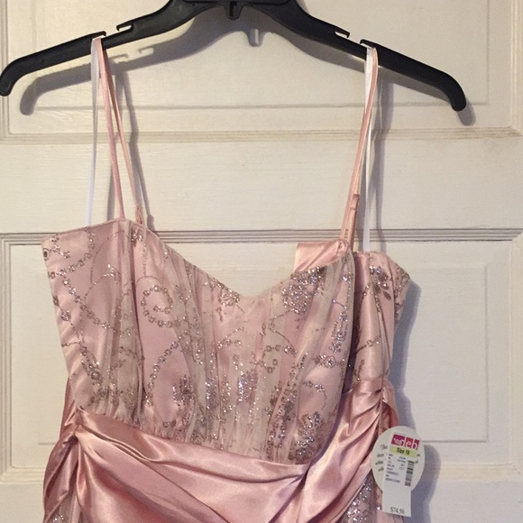 Deb sparkly pink dress prom style 18 - Picture 2 of 4